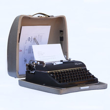 Olympia working typewriter for sale  AYLESFORD