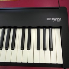 Roland 30x digital d'occasion  Expédié en Belgium