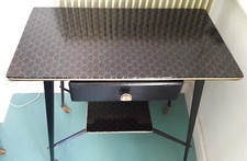 Petit bureau console d'occasion  Olliergues