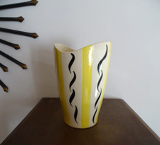 Vase vintage faience d'occasion  Gondreville