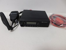 Motorola xpr2500 uhf usato  Spedire a Italy