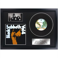 Black Sabbath - Vol. 4 / Rock Memorabilia / LP / Lembrança em moldura preta / Metal comprar usado Black Sabbath - Vol. 4 / Rock Memorabilia / LP / Lembrança em moldura preta / Metal comprar usado  Enviando para Brazil