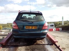 Calandre nissan almera d'occasion  Monchy-Humières
