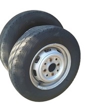 Coppia ruote complete usato  Italia