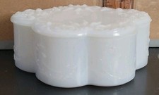 Vintage milk glass for sale  Wakefield