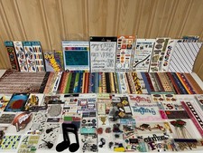 Kit de artesanato para scrapbook escolar, esportivo e musical - Papel, cortes, adesivos comprar usado Kit de artesanato para scrapbook escolar, esportivo e musical - Papel, cortes, adesivos comprar usado  Enviando para Brazil