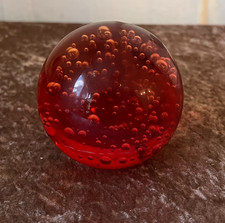 Glaskugel briefbeschwerer rot gebraucht kaufen  Contwig