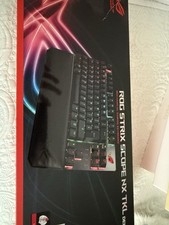Asus rog strix usato  Solza