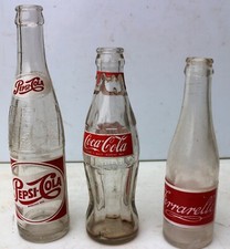 Old three bottles d'occasion  Expédié en Belgium