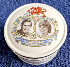 Vintage sadler lidded for sale Vintage sadler lidded for sale  HINCKLEY