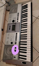 Tastiera musicale yamaha usato  Roncoferraro