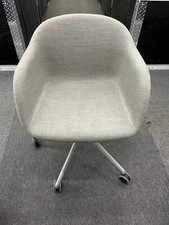 Muuto fiber armchair d'occasion  Expédié en Belgium