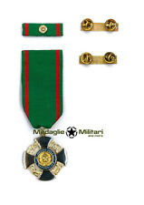 Medaglia nastrino cavaliere usato  Italia