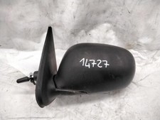Specchietto retrovisore sinist usato  Italia
