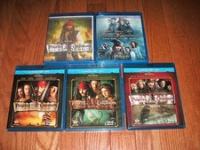 Disneys Pirates of the Caribbean 5 movie set on Blu-ray. No DVD disc Johnny Depp comprar usado Disneys Pirates of the Caribbean 5 movie set on Blu-ray. No DVD disc Johnny Depp comprar usado  Enviando para Brazil
