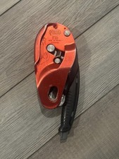 Petzl self braking d'occasion  Expédié en Belgium