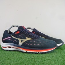 Mizuno trainers size for sale  MARCH