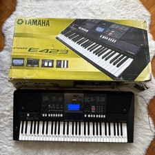 Yamaha psr e423 for sale  PRESCOT