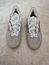 Paire chaussure sport d'occasion  Senlis