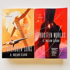 Forbidden Suns And Forgotten Worlds (livros 2&3) por Clark, D. Nolan comprar usado  Enviando para Brazil