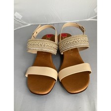 Italian shoemakers women for sale  Byron