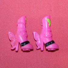 Paire chaussures poupée d'occasion Paire chaussures poupée d'occasion  Cerisy-la-Salle