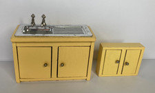 Usado, Pia e armário de madeira amarelo em miniatura para casa de bonecas comprar usado  Enviando para Brazil