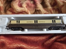 Lima express parcels for sale  READING