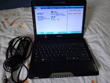 Toshiba Satellite T110-11J 11.6" Intel SU2700 1.3GHz 4GB DDR3,VGA,HDMI, SEM HDD. comprar usado  Enviando para Brazil