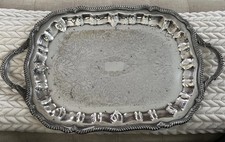 Antiga bandeja de servir banhada a prata W&S Blackinton com alças e pés 24” de largura comprar usado Antiga bandeja de servir banhada a prata W&S Blackinton com alças e pés 24” de largura comprar usado  Enviando para Brazil