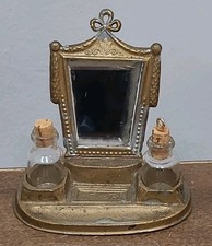 Cômoda antiga para casa de bonecas espelho na bandeja de vaidade metal dourado dourado 2 garrafas comprar usado  Enviando para Brazil