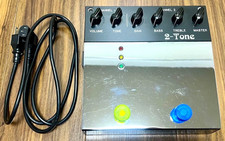 Pedal de efeitos pré-amplificador de guitarra Bad Cat 2 tons AC100V comprar usado Pedal de efeitos pré-amplificador de guitarra Bad Cat 2 tons AC100V comprar usado  Enviando para Brazil