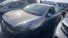 Charniere capot peugeot d'occasion  L'Horme
