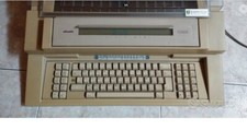 Macchina scrivere olivetti usato  Valfabbrica