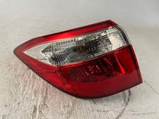 Usado, OEM |2014-2016 Toyota Corolla lanterna traseira externa de halogênio (esquerda, motorista) comprar usado  Enviando para Brazil