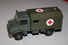 Mercedes unimog ambulance d'occasion  France