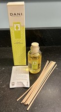 Difusor de fragrância Dani Natural Products 100 ml em cera de soja selada de pera feito nos EUA comprar usado  Enviando para Brazil