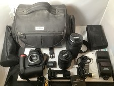 Usado, Câmera digital Nikon d7000 com lente, obturador, bolsa câmera muito boa pronta para uso comprar usado  Enviando para Brazil