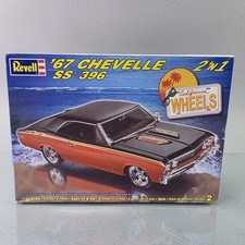 Kit modelo Revell 67 Chevy Chevelle SS 396 California Wheels 1:25 2 em 1 85-2880, usado comprar usado  Enviando para Brazil