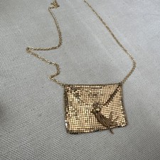Collana con ciondolo usato  Roma