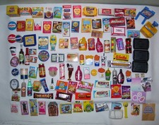Lote de 111 Zuru Mini Brands carrinho de compras e suporte curto comprar usado  Enviando para Brazil