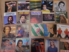 Lot 210 vinyles d'occasion Lot 210 vinyles d'occasion  Dives-sur-Mer