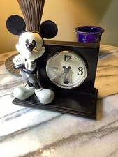 Relógio Disney Mickey Mouse preto e branco mesa de cabeceira ou mesa de cabeceira  comprar usado  Enviando para Brazil
