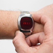 ⌚ Relógio ILLUMINATOR ELECTRONICA 1 Elektronika Pulsar Quartzo URSS Digital Led comprar usado  Enviando para Brazil