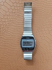 Montre yema lcd d'occasion  Décines-Charpieu