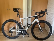 Giant defy advanced for sale  UXBRIDGE