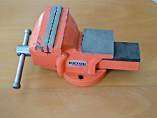 Schraubstock backenbreite 10cm gebraucht kaufen  Ilvesheim