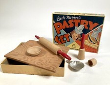 Usado, CONJUNTO DE PASTELARIA INFANTIL ANTIGO DA DÉCADA DE 1930 LITTLE MOTHER'S Jogo de Assar, Parcial comprar usado  Enviando para Brazil