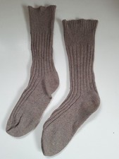 Ancienne paire chaussettes d'occasion  Cerisiers