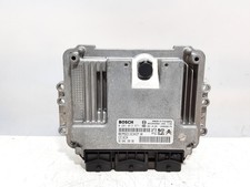 Centralina motore ecu usato  Italia
